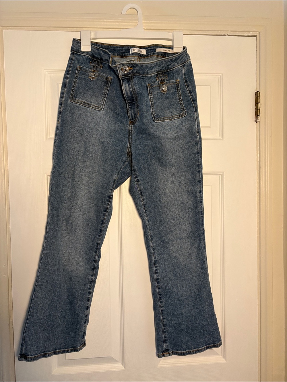 GUESS Tahlia Kick Flare Jeans